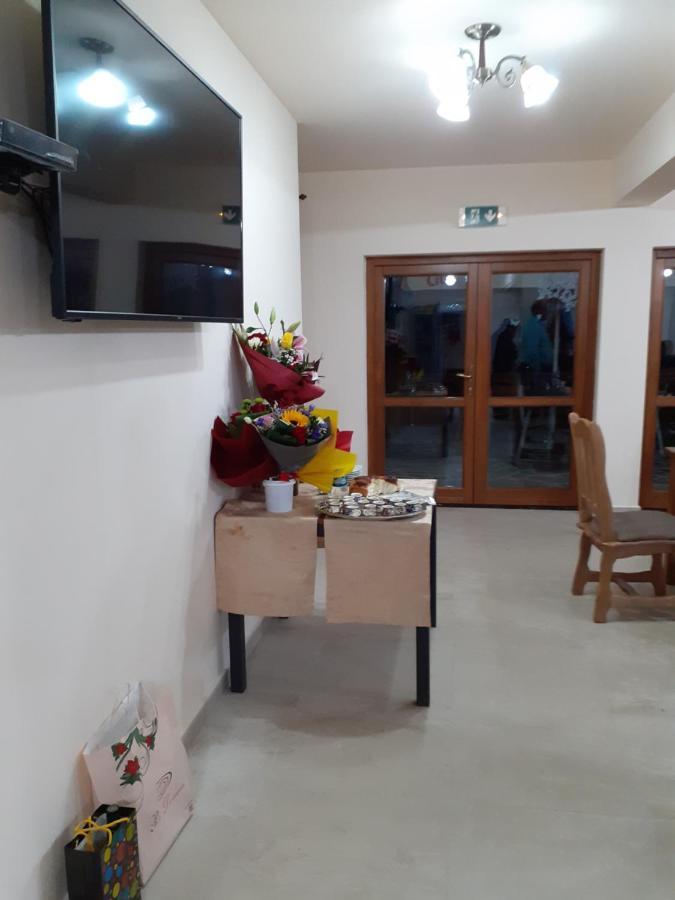 Pensiunea Bradul Dealu Stefanitei Bagian luar foto